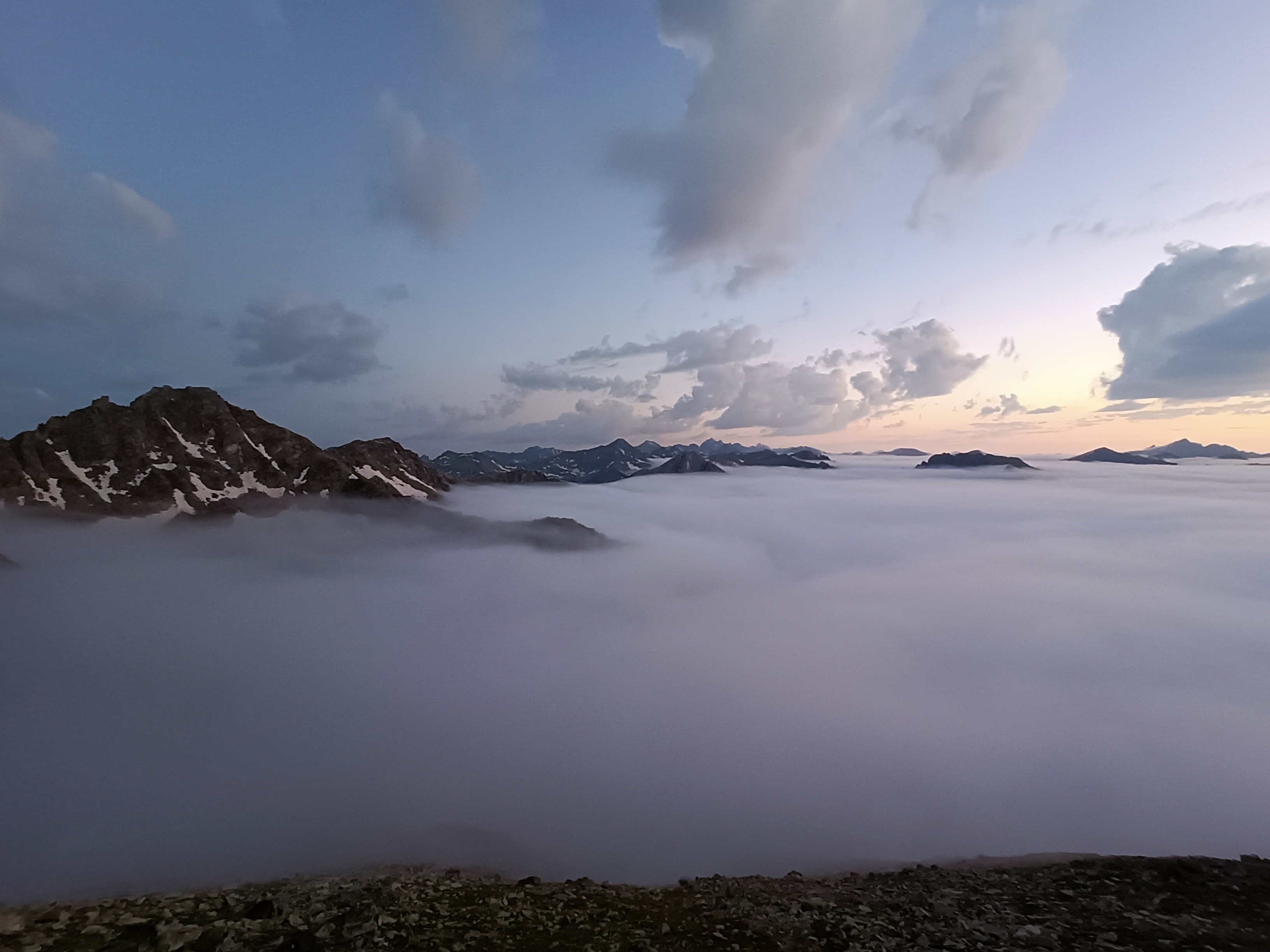 Výstup na Ararat a přechod pohoří Kačkar