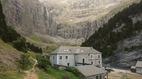 Pyrenejské dobrodružství se stanem