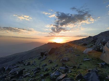 Výstup na Ararat a přechod pohoří Kačkar